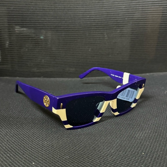 Tory Burch Accessories - TORY BURCH Sunglasses For Women